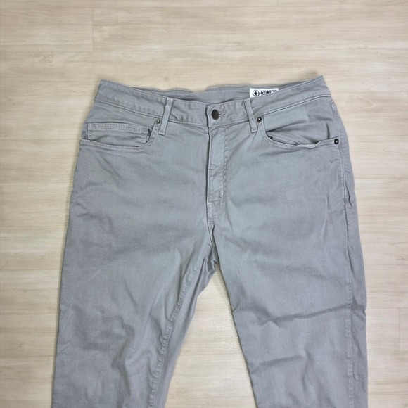 Aviator - Picture 3 of 11